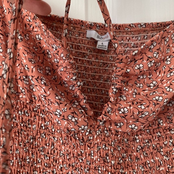 Pink and white floral body con mini dress - Picture 7 of 8